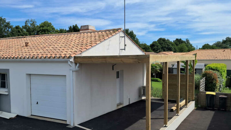 Carport en bois bac acier Les Achards Vendée