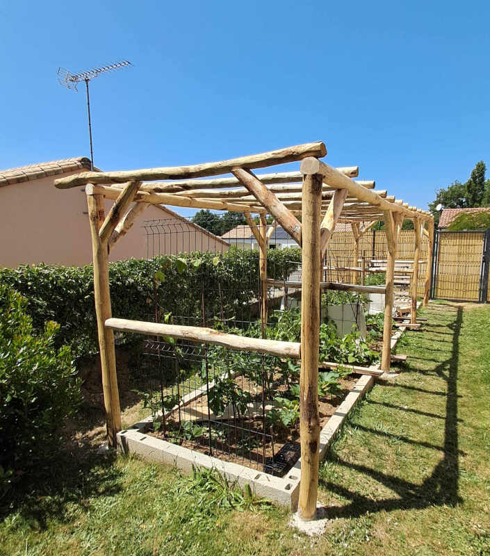 Pergola en châtaignier à Landeronde en Vendée