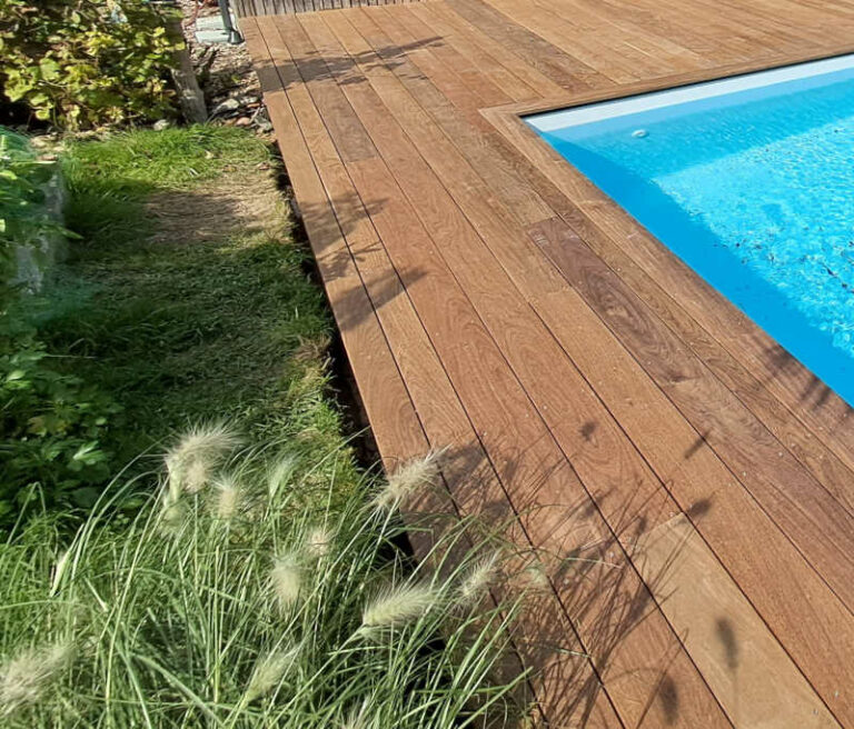 Détail des lames en bois exotique Ipé – Terrasse sur mesure à Saint Mathurin en Vendée